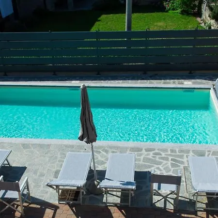 住宿加早餐酒店 Marzia 阿尔巴