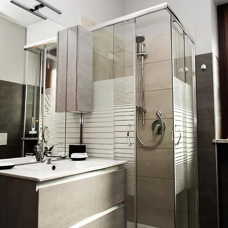 Marzia 住宿加早餐酒店 阿尔巴